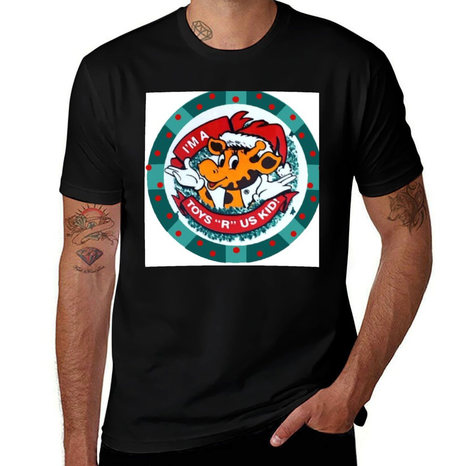 Kids Toys Logo - โลโก้เทศกาลย้อนยุคของเจฟฟรีย์ยีราฟ [ฉันเป็นเด็กของ Toys R Us!] เสื้อยืดไซส์ใหญ่